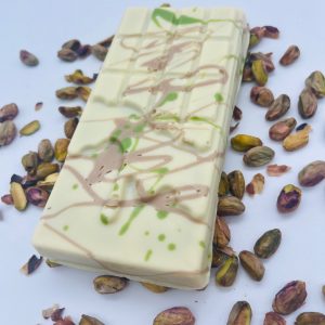 white chocolate pistachio and knafeh bar