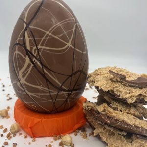 hazelnut knafeh chocolate easter egg 650g